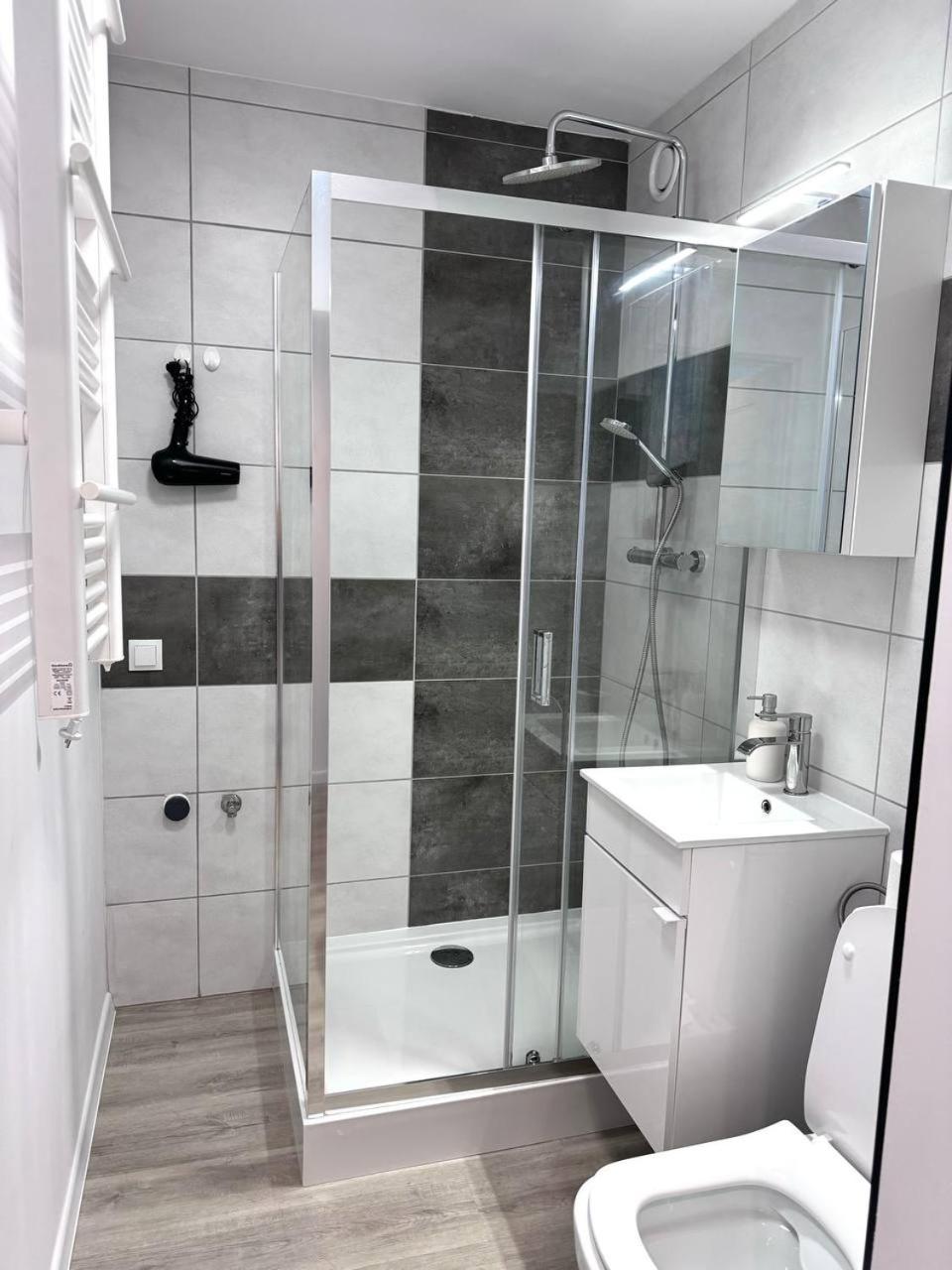 Quiet Apartment Near The Park, Metro, Centre, Wi-Fi - By Hik Apartments Warszawa Zewnętrze zdjęcie